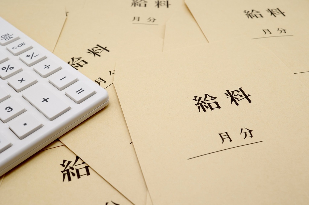 社会保険料を消費税に切り替えて得するのは誰？その場限りでの