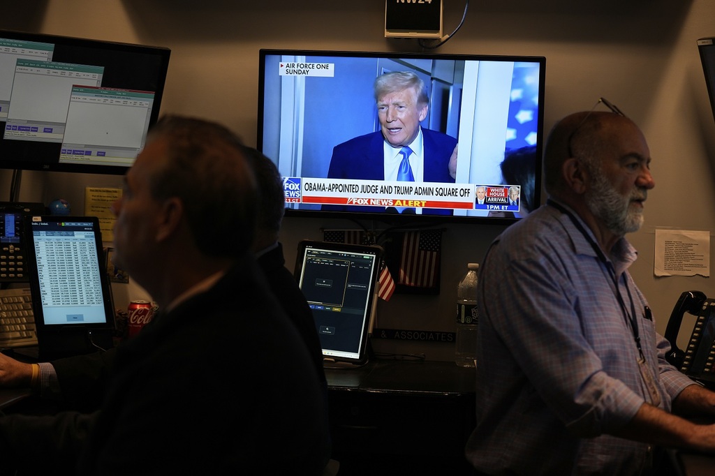 トランプはなぜ「関税戦争」に突き進むのか？米製造業の国内回帰を進めても、労働者がいないというジレンマは解消なるか