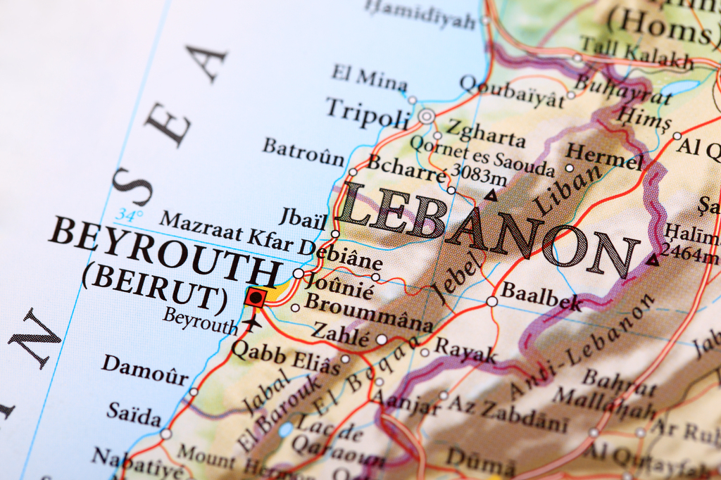 国家ぐるみの腐敗の闇、解明なるかレバノン、カギ握る中央銀行総裁