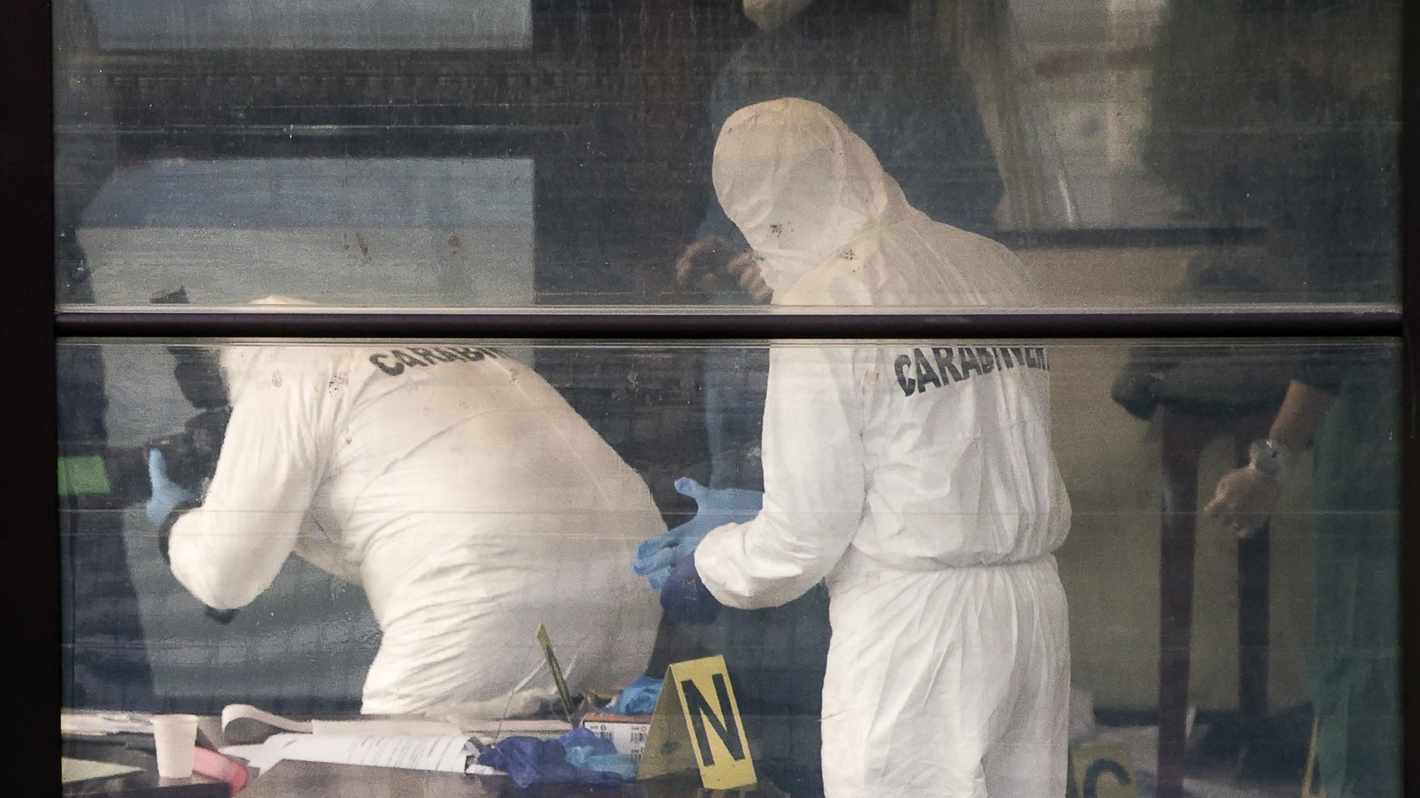 イタリア ローマのカフェで発砲 首相の友人ら3人死亡 Wedge Online ウェッジ オンライン イタリア ローマのカフェで発砲 首相の友人ら3人死亡 Wedge Online ウェッジ オンライン