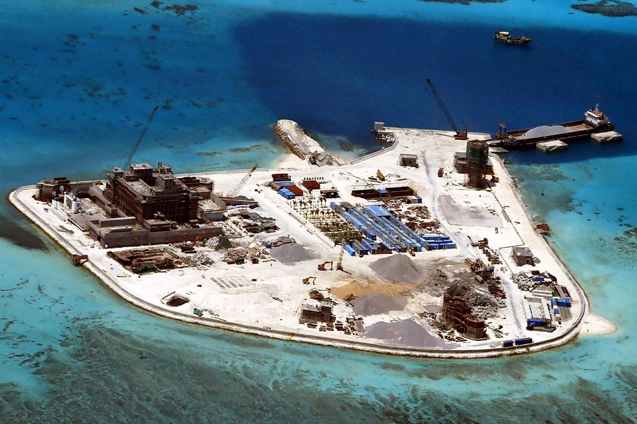 中国の南シナ海軍事要塞の価値は500億ドル超】ハワイの米軍施設