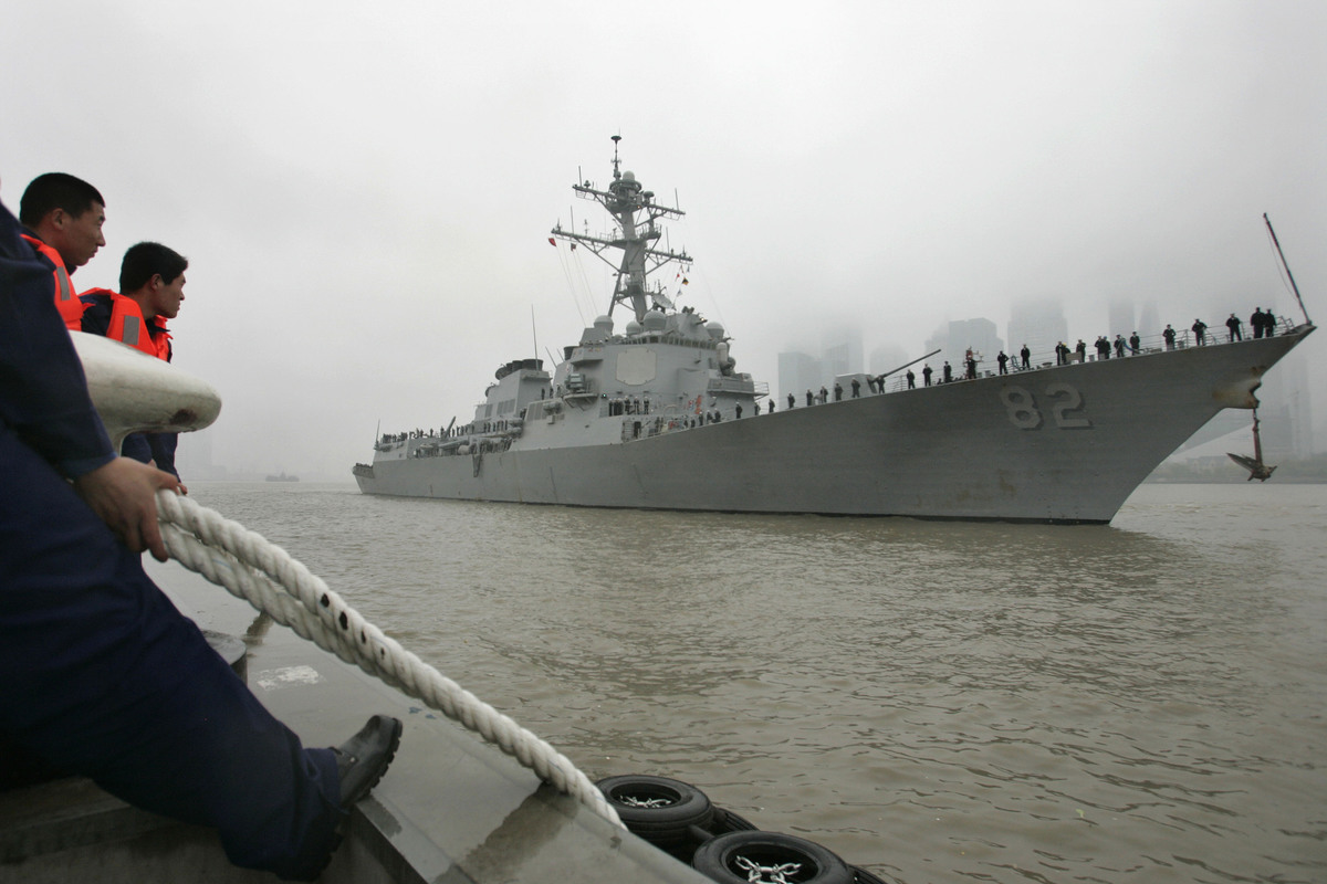 米海軍が人工島12カイリ進入 航行の自由をめぐる米中対立 Wedge Infinity ウェッジ