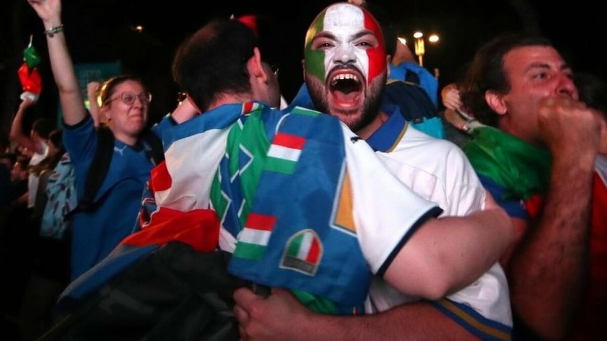 イタリア ファン歓喜 イングランド ファン落胆 ユーロ決勝 Wedge Infinity ウェッジ