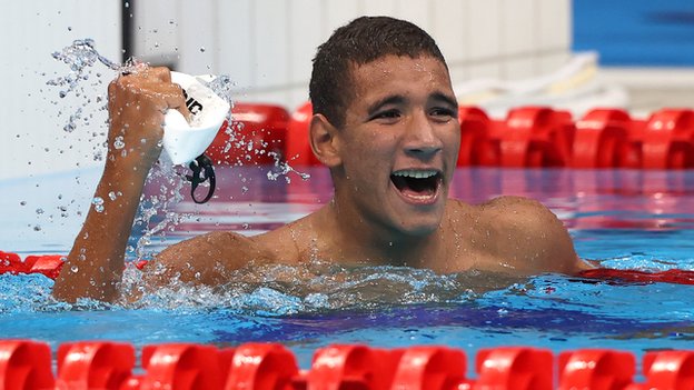 東京五輪 予選ぎりぎり通過から一転 本番で金メダル 競泳チュニジア18歳 Wedge Infinity ウェッジ