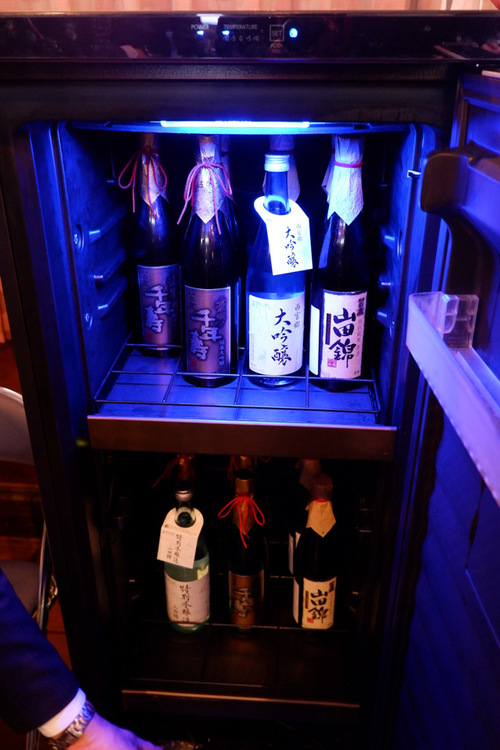 日本酒の未来を開く魅惑のラベル Wedge Infinity ウェッジ 日本酒の未来を開く魅惑のラベル Wedge Infinity ウェッジ