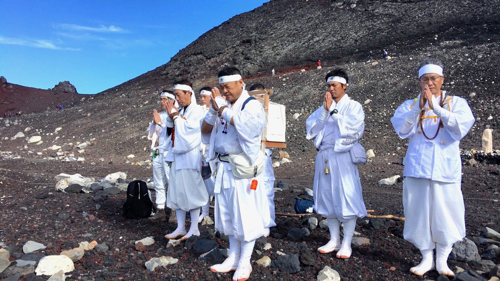 安い 富士山グラス 頂上火口