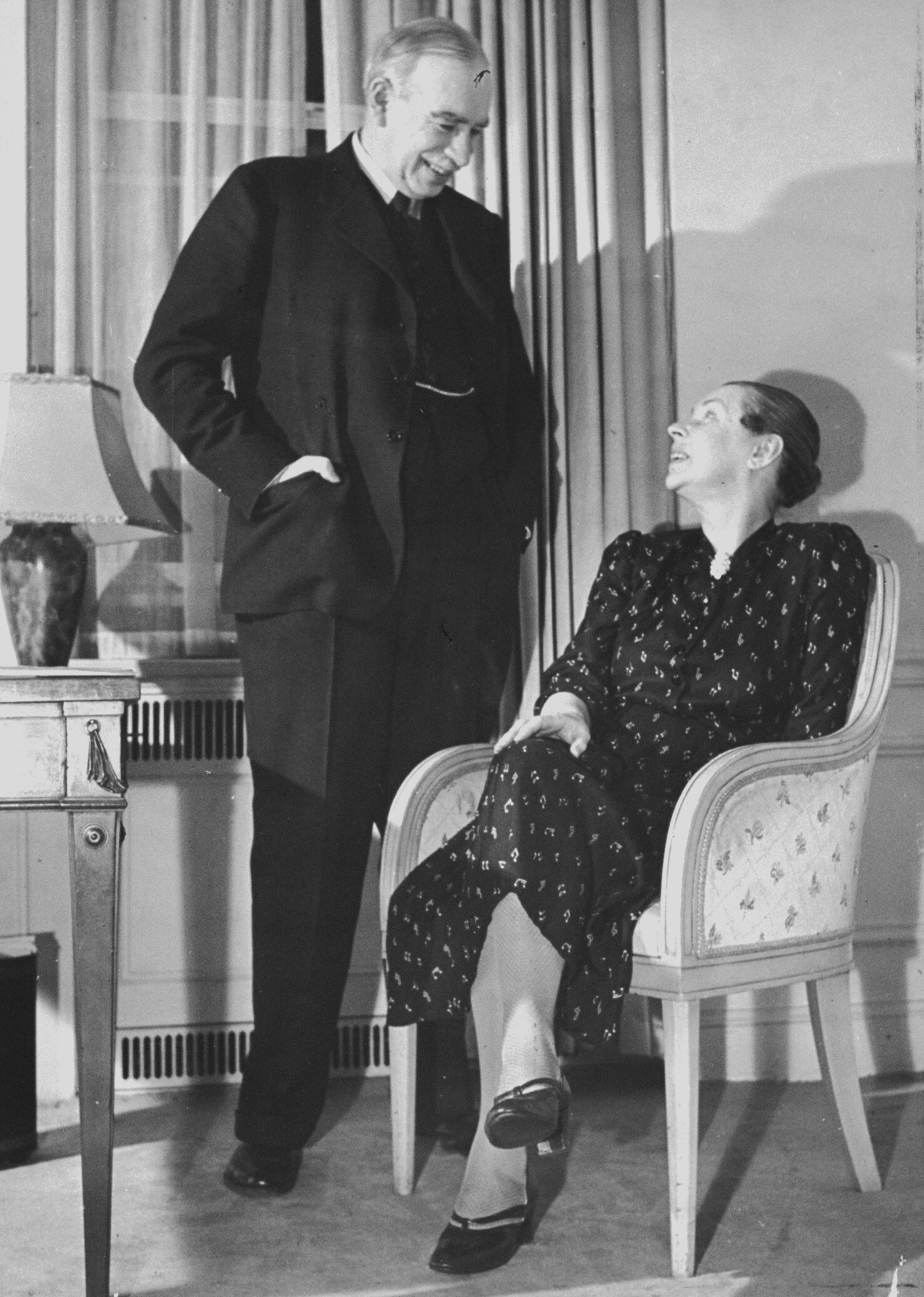 ケインズから学ぶ正統着こなし術 グローバルな服装基準とは 1 Wedge Online ウェッジ オンライン