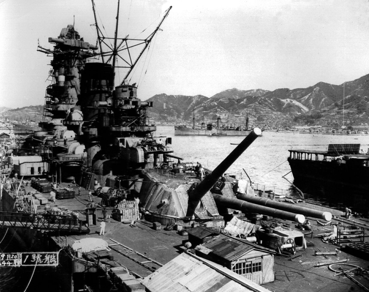 ロンドン海軍条約成立史 : 昭和動乱の序曲 ロンドン海軍条約成立史: 昭和動乱の序曲 (MINERVA日本史ライブ