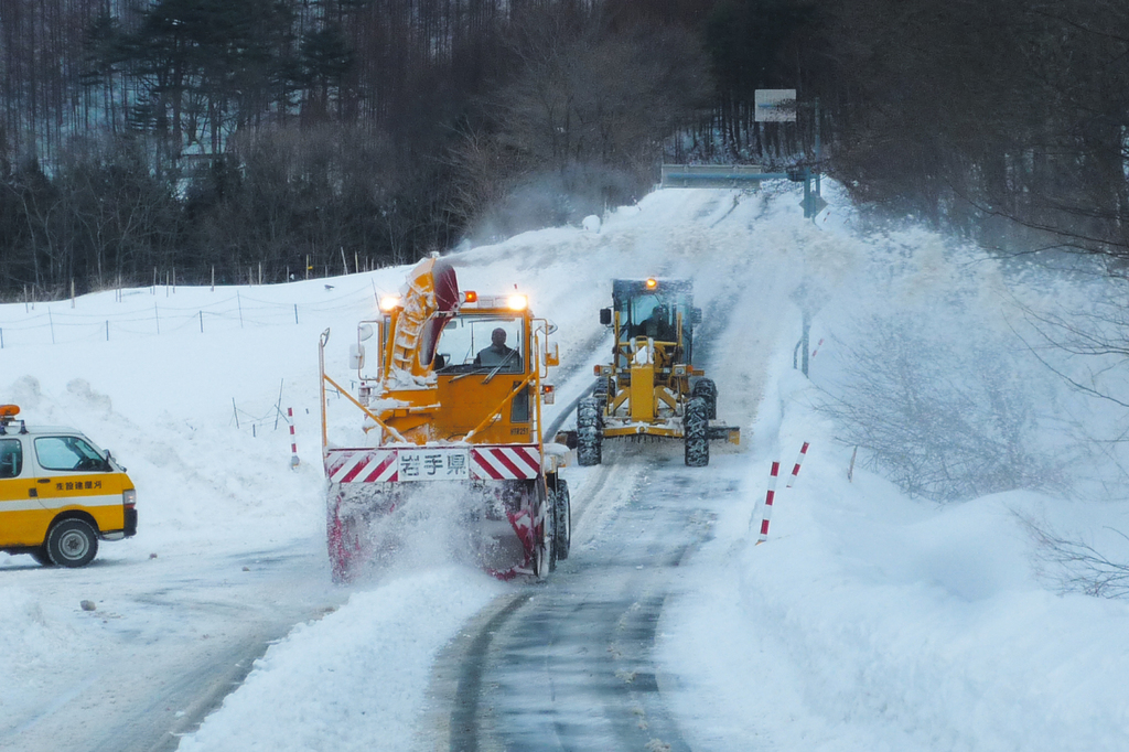 被災地も悩ます積雪 閉ざされた道を開く建設業の苦労 Wedge ONLINE 
