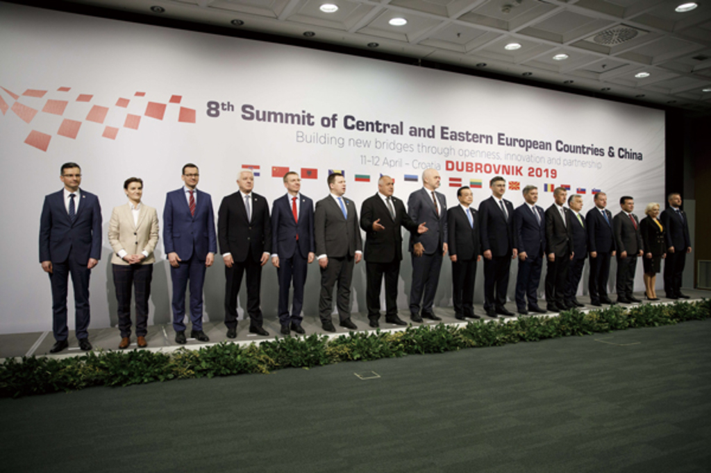 iPhone 15 の一般的なモック機能